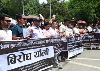 पुनः शुरू गरे सुनचाँदी व्यवसायीहरुले आनदोलन