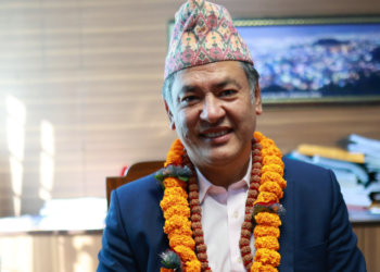 विद्युत प्राधिकरणमा हितेन्द्रदेवले गरे पुन: पदवहाली