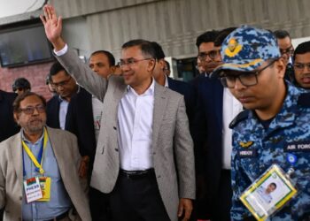 १६ महिनापछि बंगलादेशमा लोकतान्त्रिक सरकार